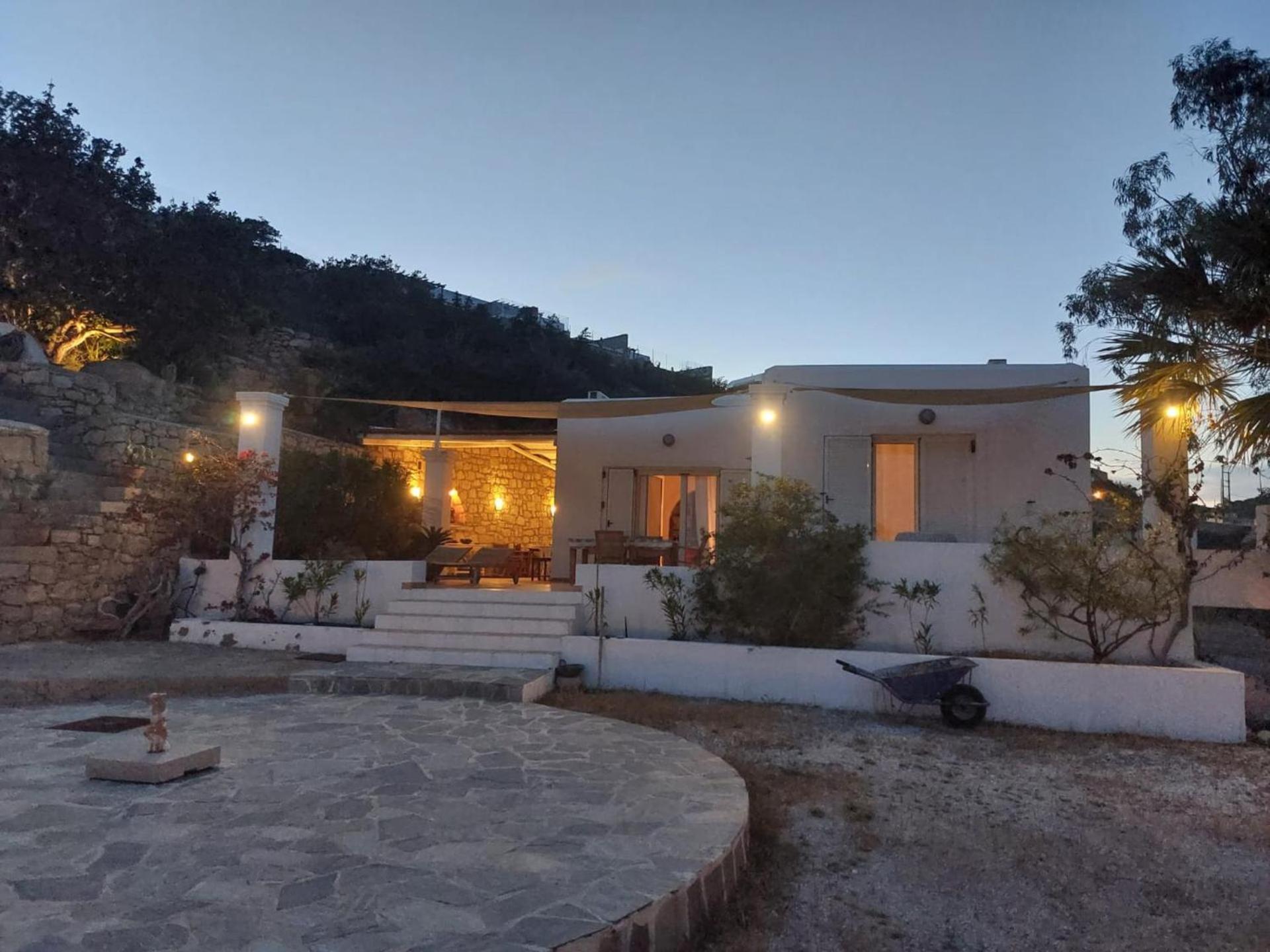 Tranquil Villa With Sea View In Ammopi Karpathos Амоопи Екстериор снимка
